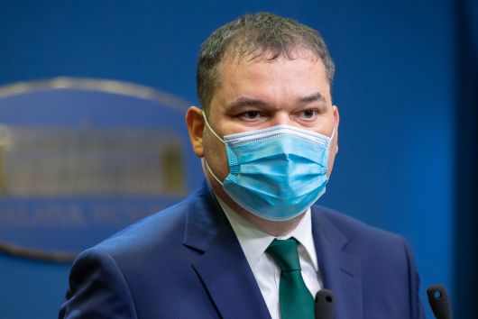 Cseke Attila: a koronavírus-fertőzés gyógyításához szükséges gyógyszerellátás folytonosságát biztosítjuk a kórházak számára Cseke Attila: a koronavírus-fertőzés gyógyításához szükséges gyógyszerellátás folytonosságát biztosítjuk a kórházak számára